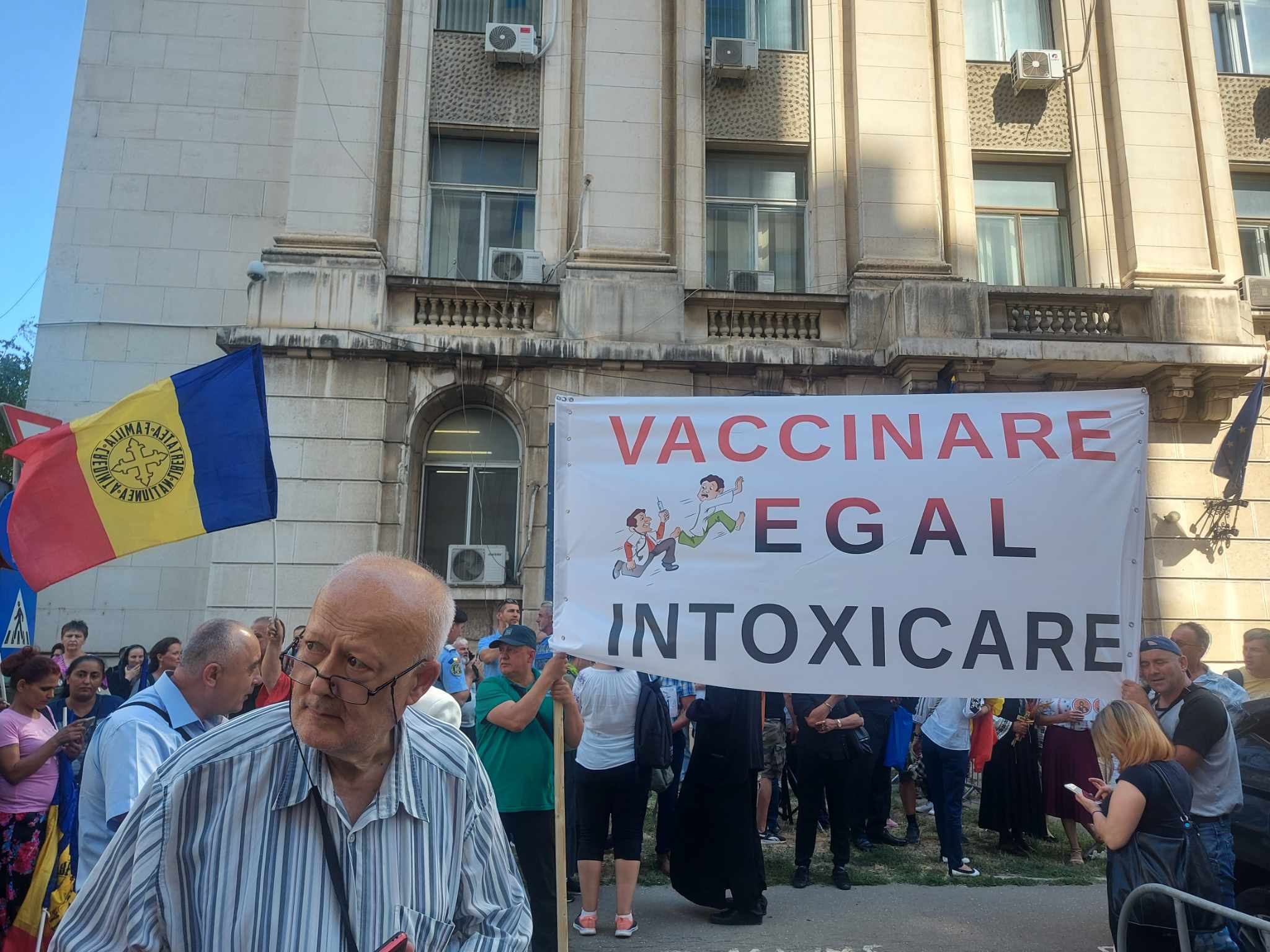 Copiii lor trebuie să aibă dreptul să moară în chinuri groaznice de o boală ce poate fi prevenită cu vaccinuri